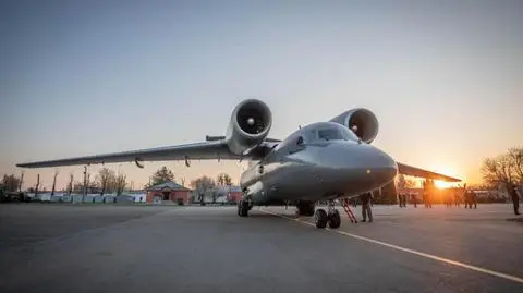 Ukraina wysłała do Włoch samolot z tonami środka do dezynfekcji 