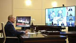 W czasie pandemii Władimir Putin kontaktuje się z urzędnikami w formie wideokonferencji 