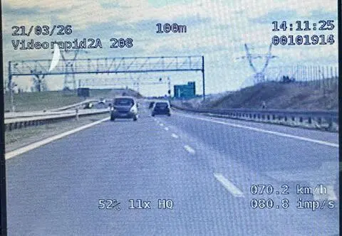Pędził pod prąd prosto na radiowóz. Nagranie