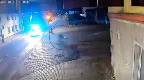 Kierował motocyklem bez tablic i bez uprawnień. Próbował uciec przed policją