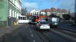 Przejezdny jest tylko jeden pas ruchu