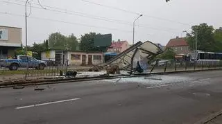 Autobus zdemolował przystanek 