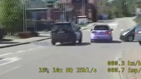 Uciekał przed drogówką, bo stracił prawo jazdy