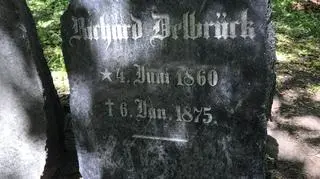 145-letni nagrobek z Cmentarza Grabowskiego w Szczecinie