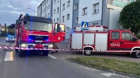 Śmiertelny wypadek w Starogardzie Gdańskim. Motocyklista wjechał w ścianę budynku