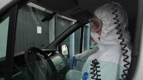 Jest zakażony koronawirusem, po wizycie policjantów wychodził z domu. Szukają osób, z którymi miał kontakt