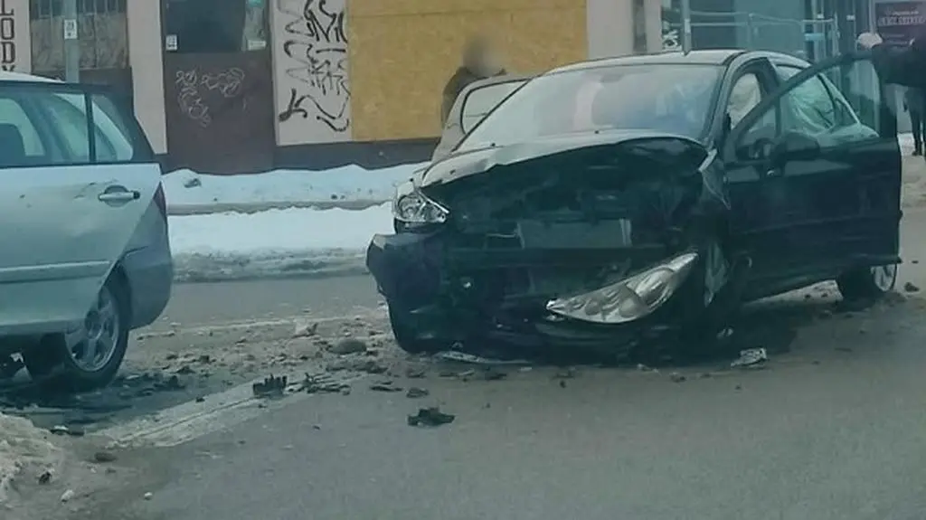 Kolizja trzech aut w Lęborku