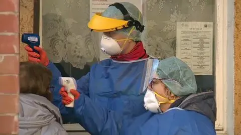 Studenci medycyny pomagają lekarzom. "Są naszymi bohaterami"