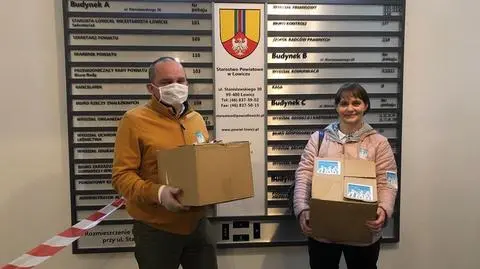 "Róbmy, szyjmy, rozdawajmy! Byle nie zwariować"