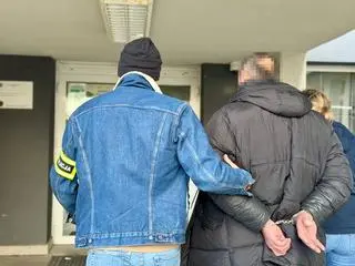 Mężczyzna został doprowadzony do sądu