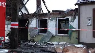 Groźny pożar w Nowym Stawie. Cztery budynki objęte ogniem