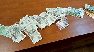 Policjanci ujawnili pieniądze u zatrzymanego 16-latka