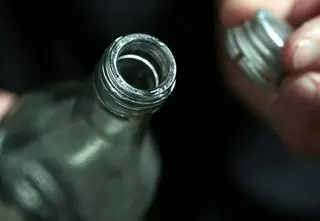 Piła alkohol, był z nią pięcioletni syn