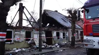 Groźny pożar w Nowym Stawie. Cztery budynki objęte ogniem