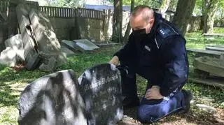 Policjanci odnaleźli nagrobek 15-letniego Richarda