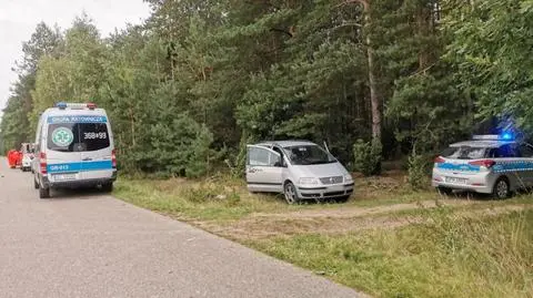 Poszła na grzyby i zabłądziła w lesie. Wyziębioną seniorkę odnaleźli w nocy strażacy