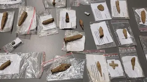 Detektoryści odnaleźli kolejne średniowieczne artefakty. To groty i ostrogi z Bitwy pod Grunwaldem