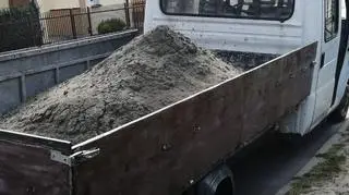 Kierowca dostał mandat i stracił dowód rejestracyjny