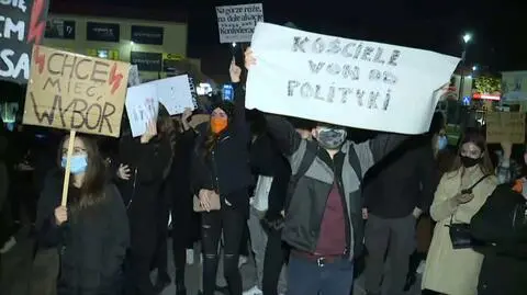 Muzeum apeluje do protestujących: nie wyrzucajcie transparentów, przynieście je do nas