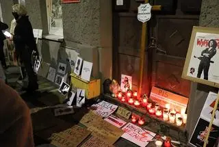 Mieszkańcy Polic zakończyli protest przed lokalną siedzibą PiS