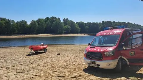 14-latka topiła się w jeziorze. Interweniował przechodzień