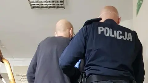 Zabił "ze szczególnym okrucieństwem", by zatrzeć ślady podpalił mieszkanie. Po 17 latach zatrzymali podejrzanego 