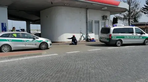 Rowerzystę zatrzymano na stacji benzynowej