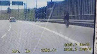 Rowerowa wycieczka zakończyła się zatrzymaniem przez policję i mandatem