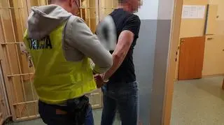 Drugi z podejrzanych o pobicie kolejne trzy miesiące spędzi w areszcie