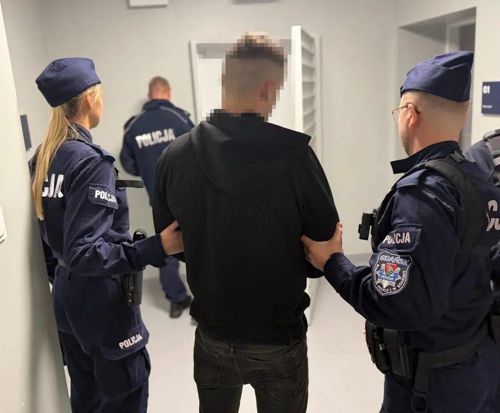 Kierujący Oplem trafił w ręce policji