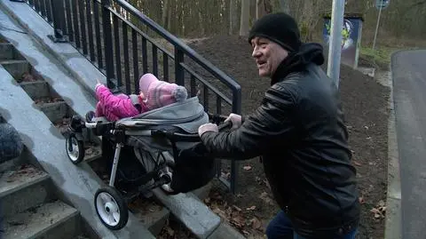 "Z wózkiem? W życiu!". Nowe schody w lesie odstraszają pieszych