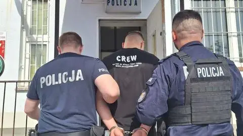 Grozili sprzedawcy, uciekli bez łupu, grozi im 20 lat więzienia