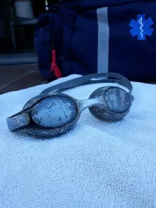 Okulary udało się ściągnąć