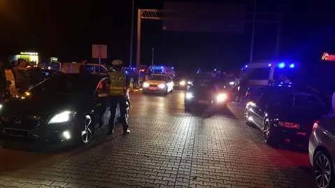 W Swadzimiu koło Poznania (województwo Wielkopolskie) zorganizowano niezgłoszony zlot samochodów