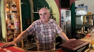 Ulubiony barman bywalców sopockiego baru "Elita"
