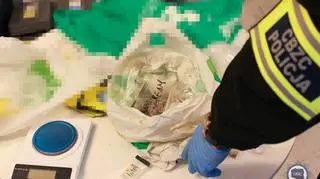 Policjanci zabezpieczyli 1,2 kilograma różnych narkotyków