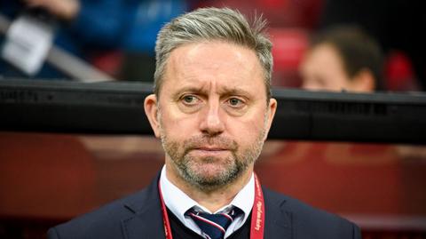 Coach Jerzy Brzęczek tests positive for coronavirus
