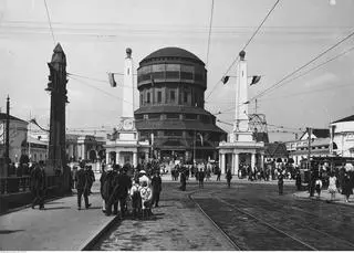 The Upper Silesian Tower in 1930