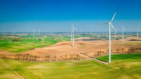 EU executive approves Poland's offshore wind farms scheme