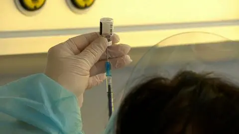 Poland to receive nearly 1 million doses of COVID-19 vaccine this week