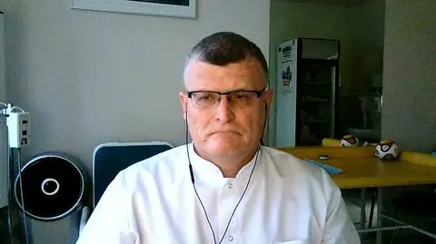 Immunologist Paweł Grzesiowski loses academic work after criticising government