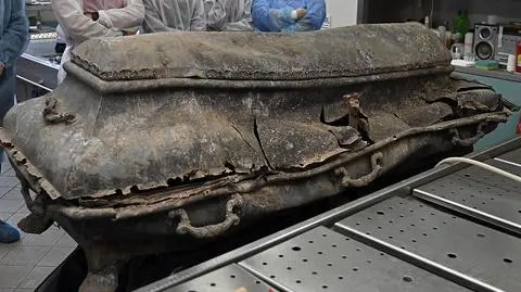 Polish prosecutors unearth two coffins with headless remains from 19th century