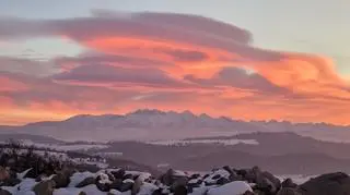 Zjawiskowe chmury nad Tatrami