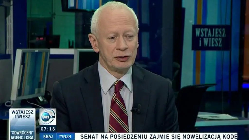 Boni: nie ma na dzisiaj zagrożenia powodzią (TVN24)