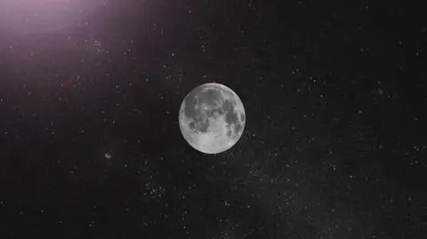 Całkowite zaćmienie Słońca (NASA)