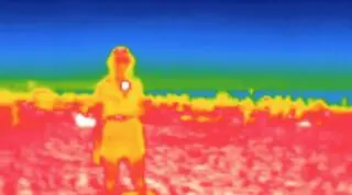 Obraz z kamery termowizyjnej 