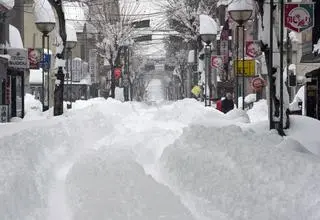 Rekordowe opady śniegu w Japonii - Obihiro