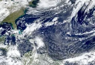 Ostatni miesiąc sezonu. Czy przyniesie huragany?