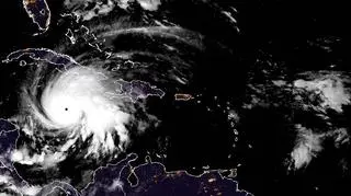 Huragan Melissa na zdjęciach satelitarnych