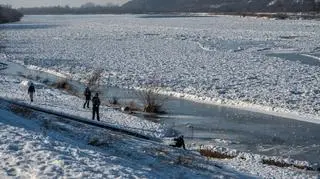 Nadciągają niebezpieczne mrozy. Sytuacja pogodowa w Polsce